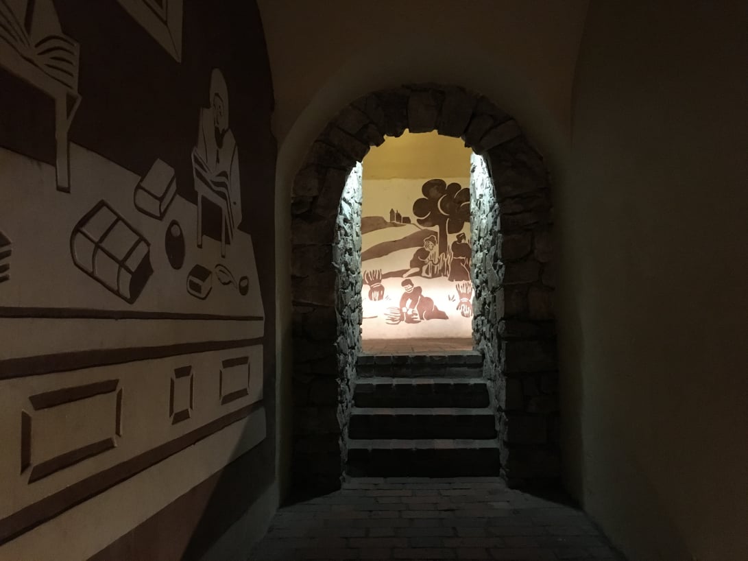 Przewodnik Sandomierz. Oprowadzanie po Sandomierzu. Podziemna Trasa Turystyczna w Sandomierzu